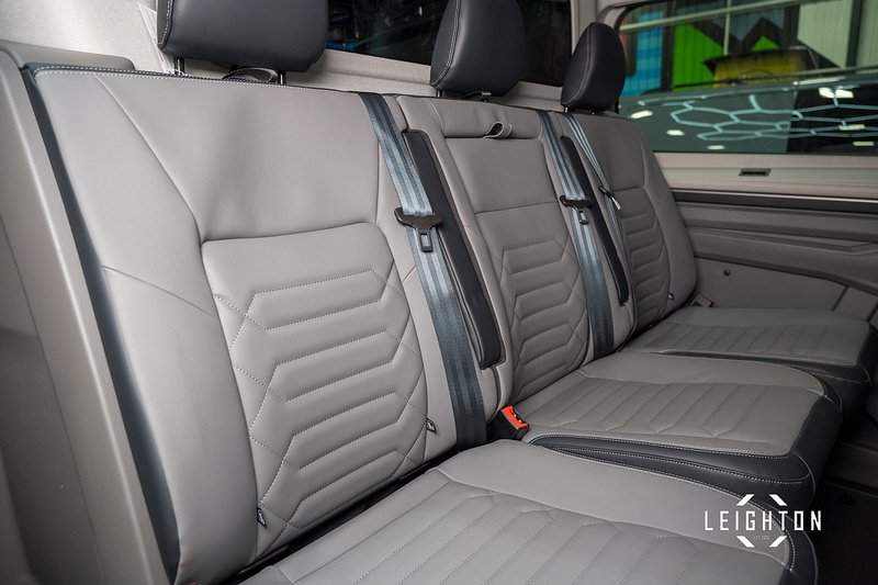 Volkswagen Transporter 2.0 TDI T32 Diesel 170ps Auto Kombi Van SWB - N5279