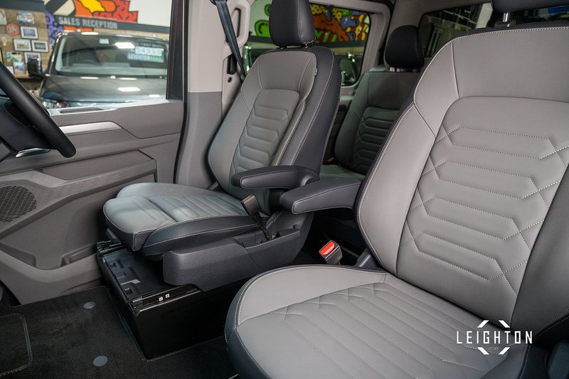 Volkswagen Transporter 2.0 TDI T32 Diesel 170ps Auto Kombi Van SWB - N5279