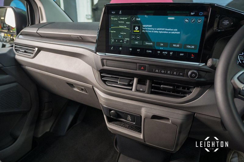 Volkswagen Transporter 2.0 TDI T32 Diesel 170ps Auto Kombi Van SWB - N5279