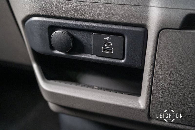 Volkswagen Transporter 2.0 TDI T32 Diesel 170ps Auto Kombi Van SWB - N5279