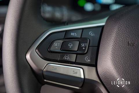 Volkswagen Transporter 2.0 TDI T32 Diesel 170ps Auto Kombi Van SWB - N5279