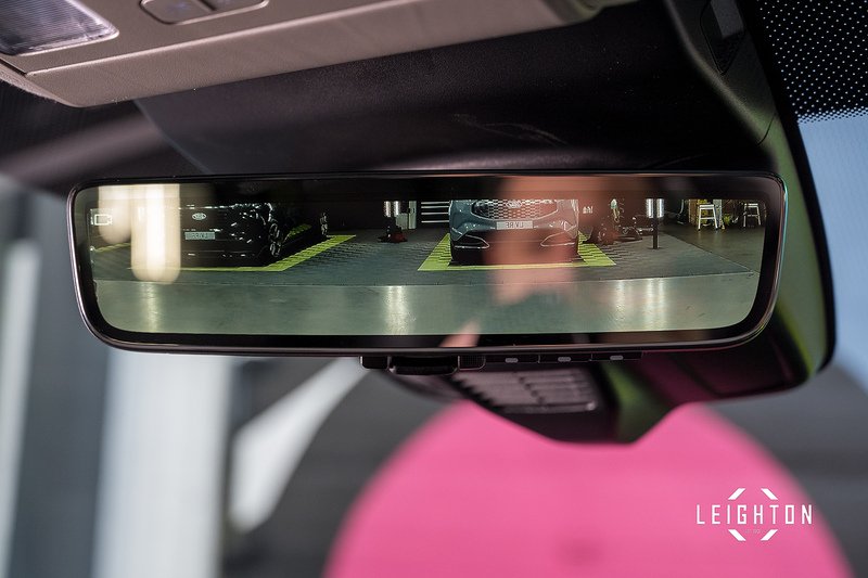 Volkswagen Transporter 2.0 TDI T32 Diesel 170ps Auto Kombi Van SWB - N5279