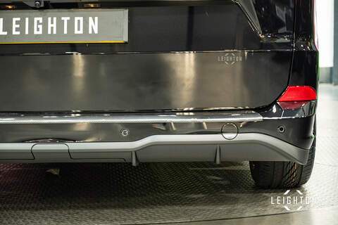 Volkswagen Transporter 2.0 T32 Diesel 170ps Auto Kombi Van LWB - N5280