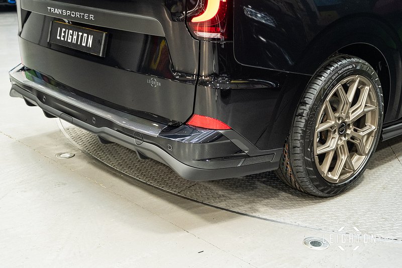 Volkswagen Transporter 2.0 T32 Diesel 170ps Auto Kombi Van LWB - N5280