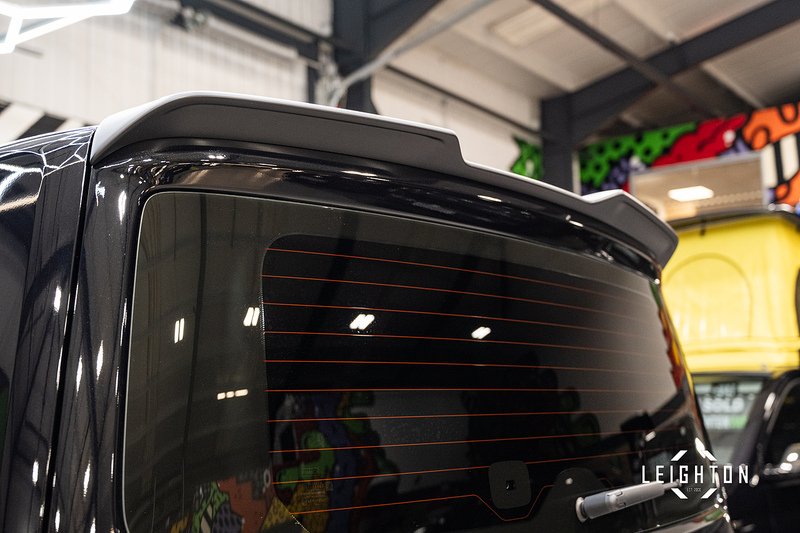 Volkswagen Transporter 2.0 T32 Diesel 170ps Auto Kombi Van LWB - N5280