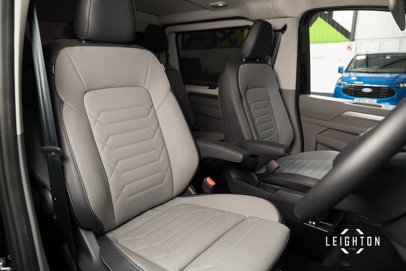 Volkswagen Transporter 2.0 T32 Diesel 170ps Auto Kombi Van LWB - N5280