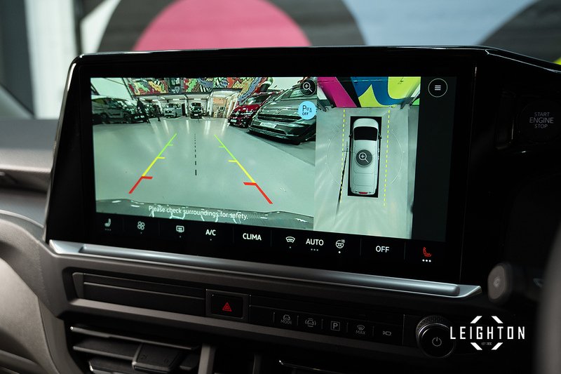 Volkswagen Transporter 2.0 T32 Diesel 170ps Auto Kombi Van LWB - N5280