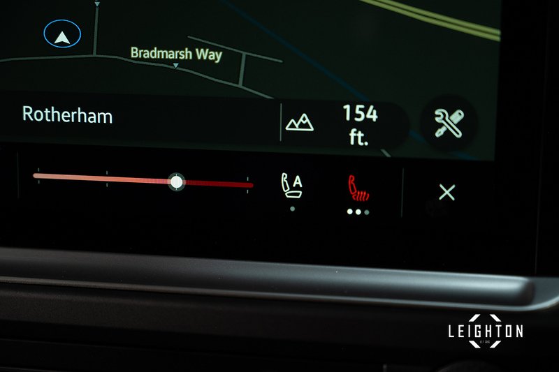 Volkswagen Transporter 2.0 T32 Diesel 170ps Auto Kombi Van LWB - N5280