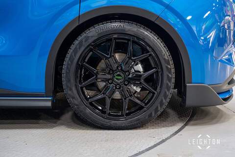 Ford Transit Custom 2.5L 320 PHEV 232ps Auto Panel Van L2 H1 - N5300