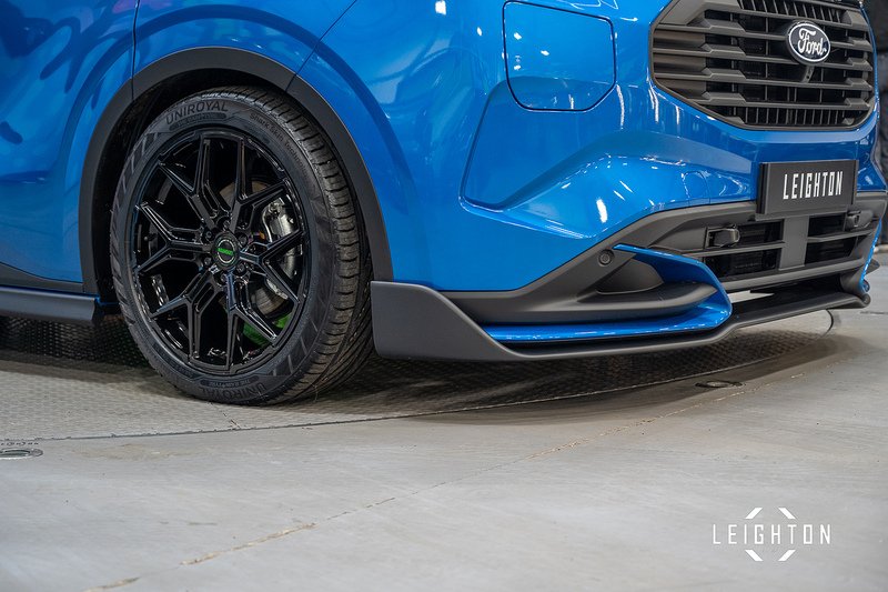 Ford Transit Custom 2.5L 320 PHEV 232ps Auto Panel Van L2 H1 - N5300