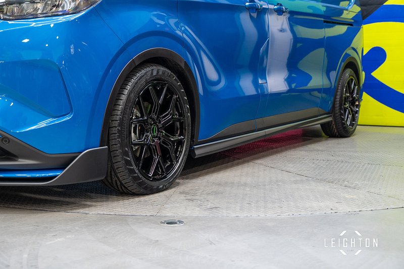 Ford Transit Custom 2.5L 320 PHEV 232ps Auto Panel Van L2 H1 - N5300