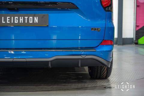 Ford Transit Custom 2.5L 320 PHEV 232ps Auto Panel Van L2 H1 - N5300