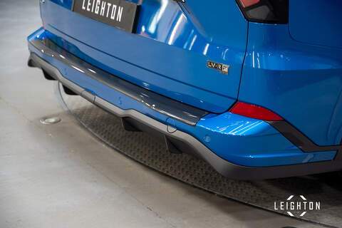 Ford Transit Custom 2.5L 320 PHEV 232ps Auto Panel Van L2 H1 - N5300