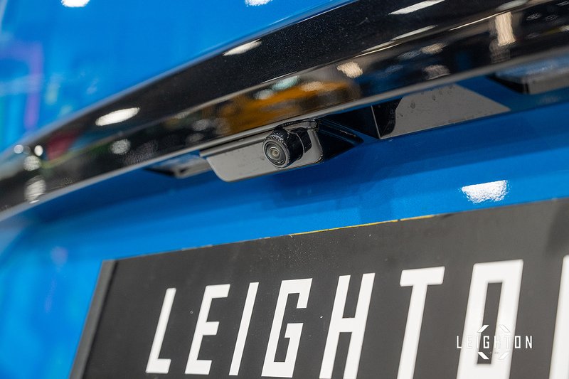 Ford Transit Custom 2.5L 320 PHEV 232ps Auto Panel Van L2 H1 - N5300