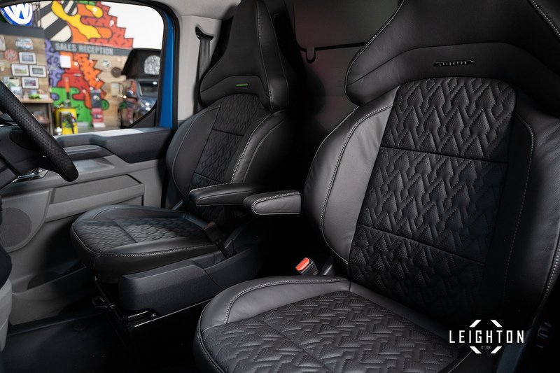 Ford Transit Custom 2.5L 320 PHEV 232ps Auto Panel Van L2 H1 - N5300