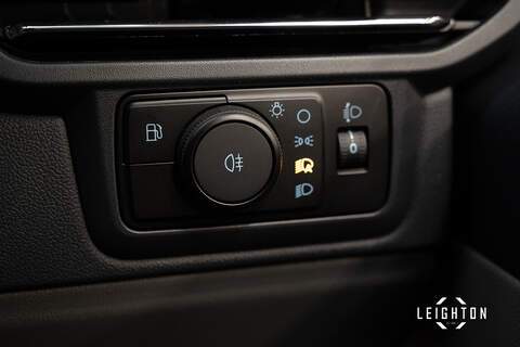 Ford Transit Custom 2.5L 320 PHEV 232ps Auto Panel Van L2 H1 - N5300