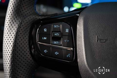 Ford Transit Custom 2.5 320 PHEV 232ps Auto Panel Van L2 H1 - N5301