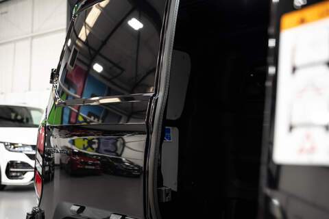 Ford Transit Custom 2.5 320 PHEV 232ps Automatic Panel Van L2 H1 - N5302