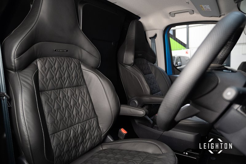 Ford Transit Custom 2.5 320 PHEV 232ps Auto Panel Van L2 H1 - N5305