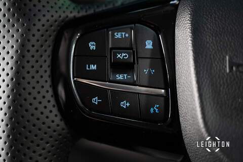 Ford Transit Custom 2.5 320 PHEV 232ps Auto Panel Van L2 H1 - N5305