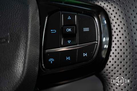 Ford Transit Custom 2.5 320 PHEV 232ps Auto Panel Van L2 H1 - N5305