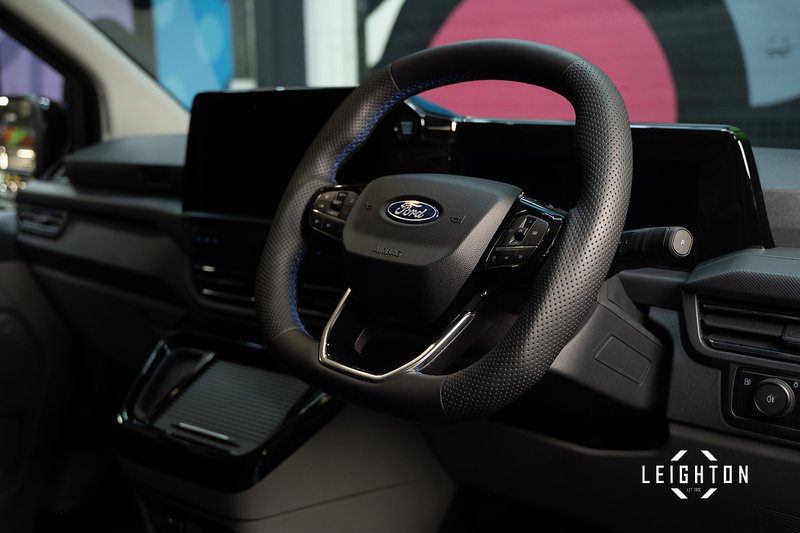 Ford Transit Custom 2.5 320 PHEV 232ps Auto Double Cab L1 H1 - N5310