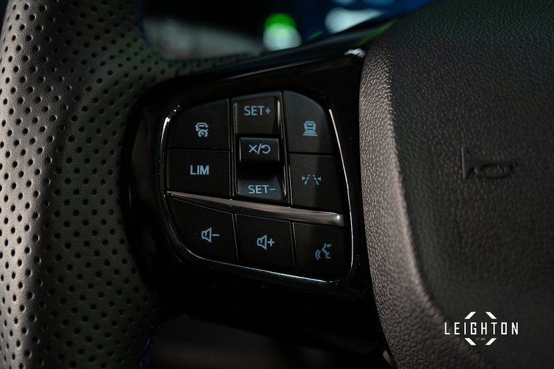 Ford Transit Custom 2.5 320 PHEV 232ps Auto Double Cab L1 H1 - N5310