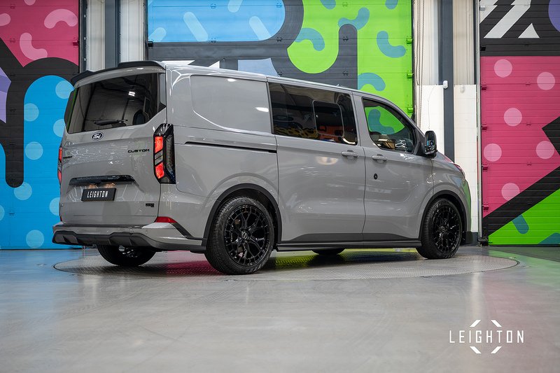 Ford Transit Custom 2.5 320 PHEV 232ps Auto Double Cab L1 H1 - N5313