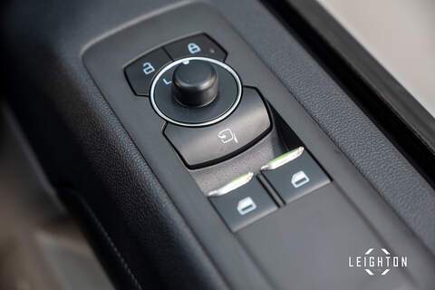 Ford Transit Custom 2.5 320 PHEV 232ps Auto Double Cab L1 H1 - N5313