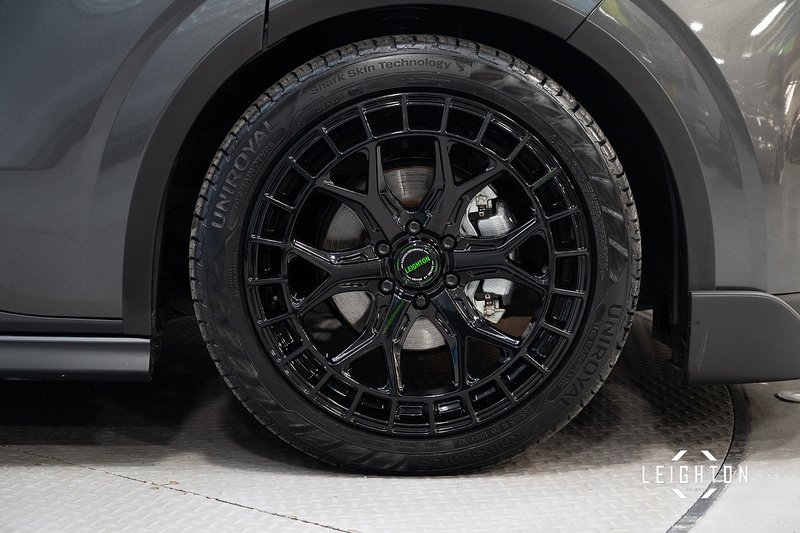 Ford Transit Custom 2.5 320 PHEV 232ps Auto Panel Van L2 H1 - N5325