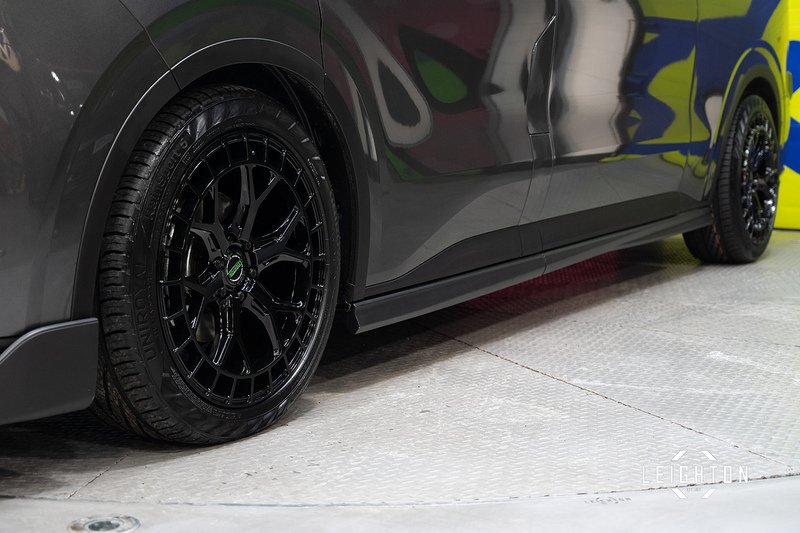 Ford Transit Custom 2.5 320 PHEV 232ps Auto Panel Van L2 H1 - N5325