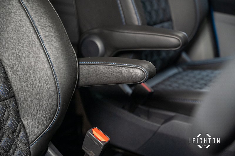 Ford Transit Custom 2.0 320 diesel  170 ps s Auto Double Cab L2 H1 - N5326