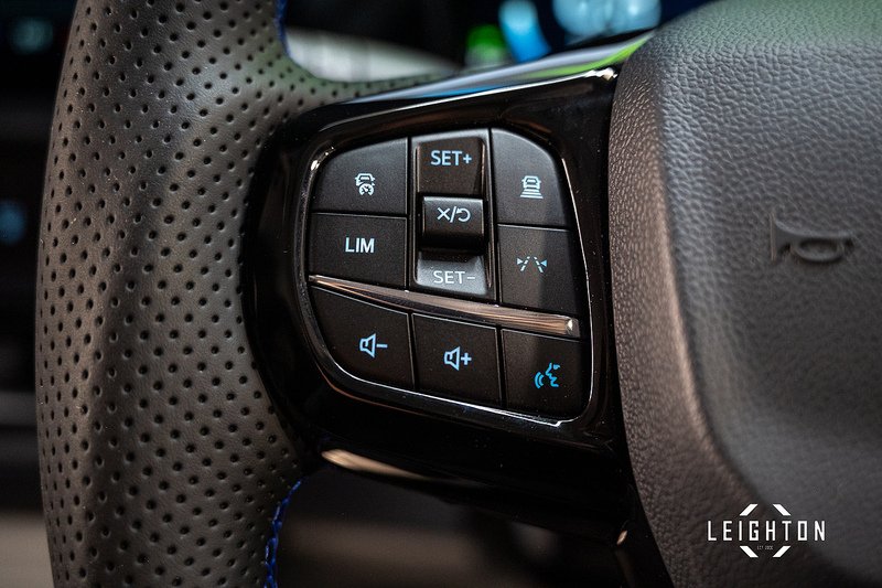 Ford Transit Custom 2.0 320 diesel  170 ps s Auto Double Cab L2 H1 - N5326