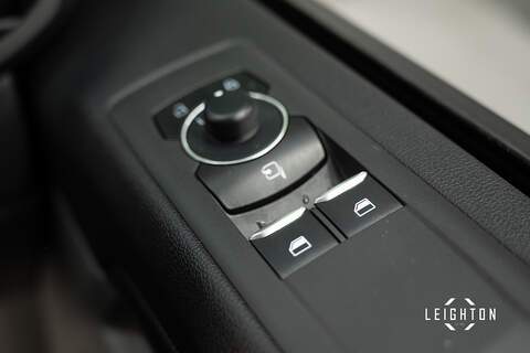 Ford Transit Custom 2.0 320 diesel 170 ps Auto Double Cab L2 H1 - N5328