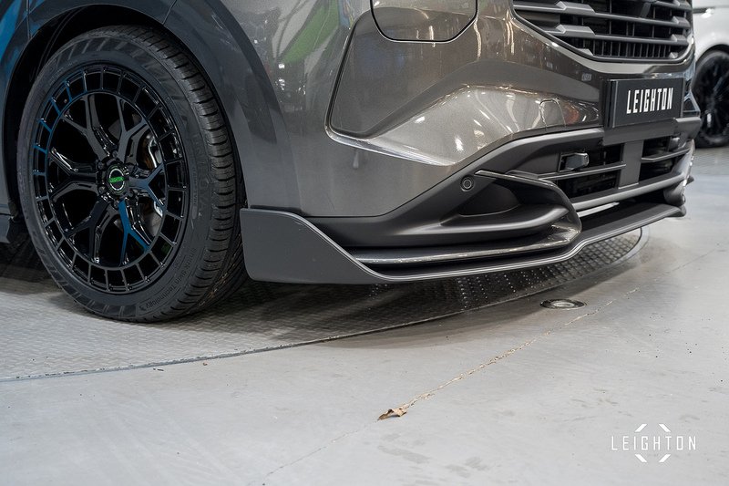 Ford Transit Custom 2.5 320 PHEV 232ps Auto Panel Van L2H1 - N5331