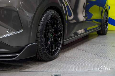 Ford Transit Custom 2.5 320 PHEV 232ps Auto Panel Van L2H1 - N5331