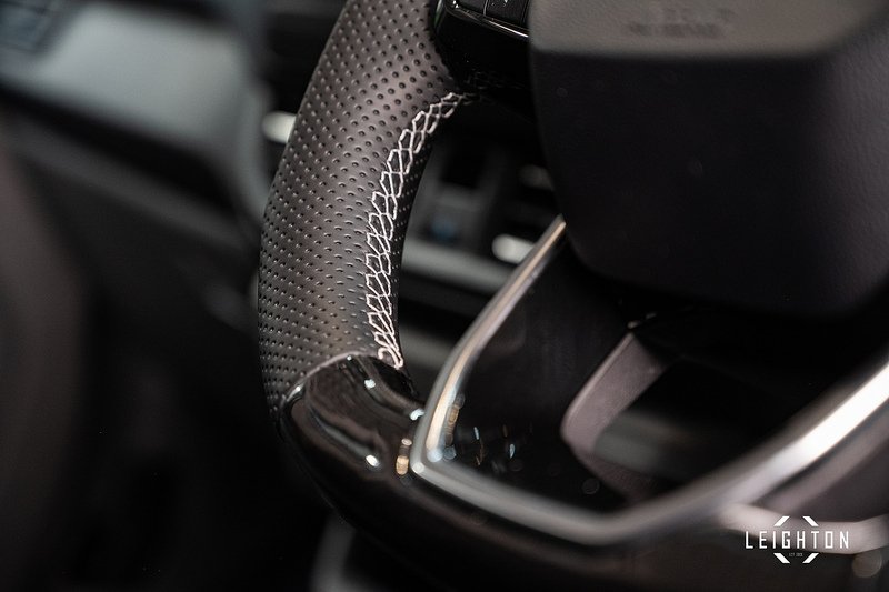 Ford Transit Custom 2.5 320 PHEV 232ps Auto Panel Van L2H1 - N5331