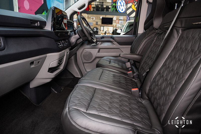 Ford Transit Custom 2.5 320 PHEV 232ps Auto Panel Van L2H1 - N5331