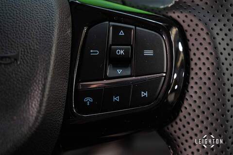 Ford Transit Custom 2.5 320 PHEV 232ps Auto Panel Van L2H1 - N5331