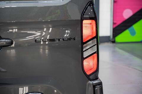 Ford Transit Custom 2.5 320 PHEV 232ps Auto Panel Van L2 1H1 - N5332