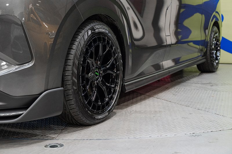 Ford Transit Custom 2.5 320 PHEV 232ps Auto Panel Van L2 1H1 - N5332