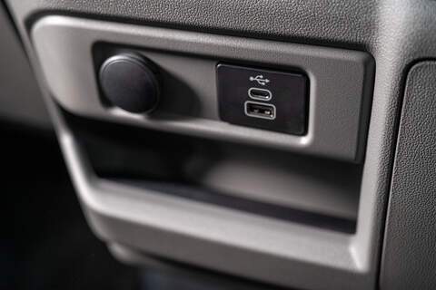 Ford Transit Custom 2.5 320 PHEV 232ps Auto Panel Van L2 1H1 - N5332