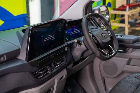 Ford Transit Custom 2.5 320 PHEV 232ps Auto Panel Van L2 1H1 - N5332