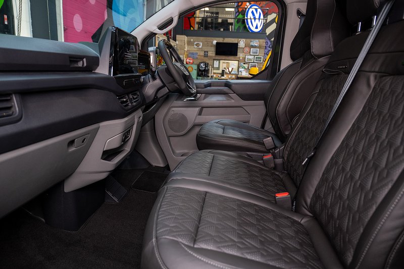 Ford Transit Custom 2.5 320 PHEV 232ps Auto Panel Van L2 1H1 - N5332