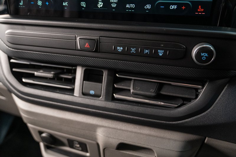 Ford Transit Custom 2.5 320 PHEV 232ps Auto Panel Van L2 1H1 - N5332