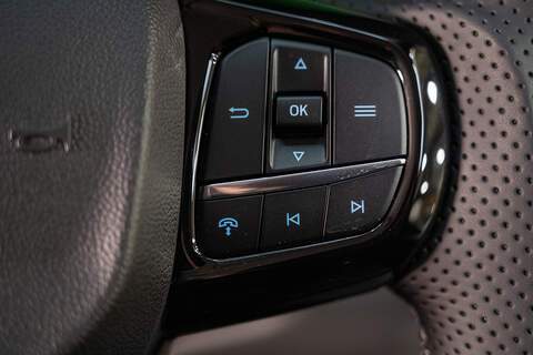 Ford Transit Custom 2.5 320 PHEV 232ps Auto Panel Van L2 1H1 - N5332