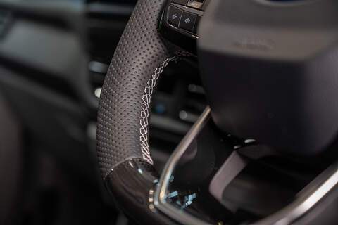 Ford Transit Custom 2.5 320 PHEV 232ps Auto Panel Van L2 1H1 - N5332