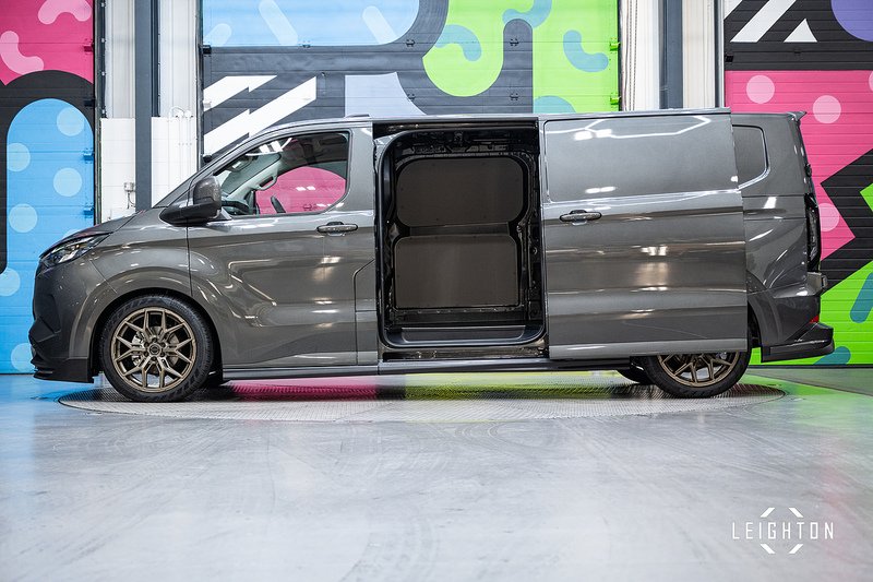 Ford Transit Custom 2.5 320 PHEV 232ps Automatic Panel Van L2 H1 - N5333