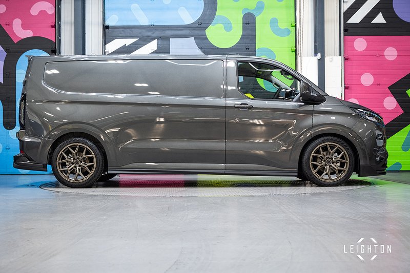 Ford Transit Custom 2.5 320 PHEV 232ps Automatic Panel Van L2 H1 - N5333