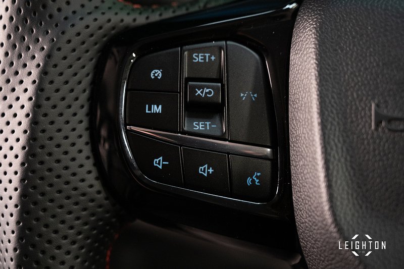 Ford Transit Custom 2.5 320 PHEV 232ps Automatic Panel Van L2 H1 - N5333